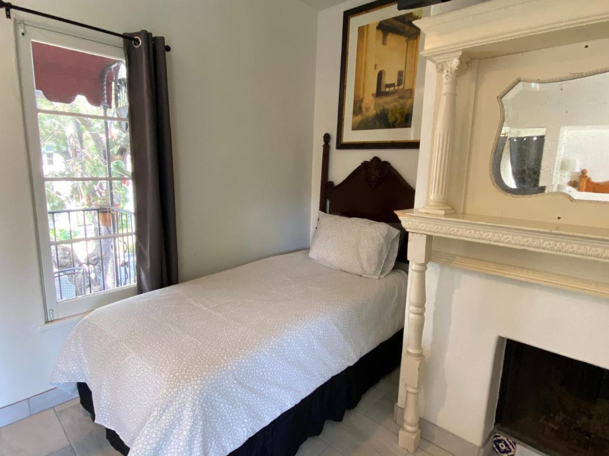 Villa Rosa Inn 산타 바바라 외부 사진